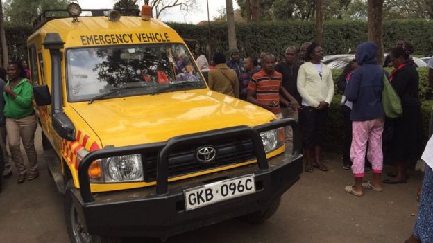 Magari ya kukabiliana na dharura yalifilka katika shule hiyo mapema alfajiri ili kuswanusuru walioathirika