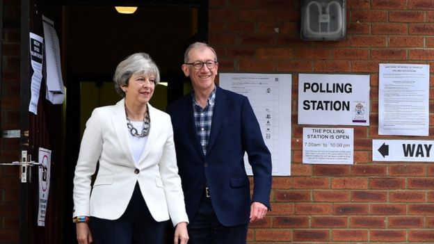 التايمز: إخفاق المقامرة الكبيرة لتريزا ماي