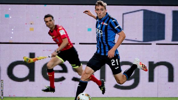 Timothy Castagne playing for Atalanta