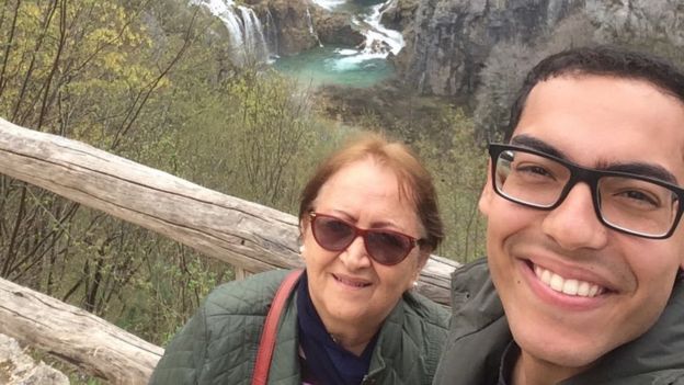 Vera Lúcia e o filho, em viagem à Croácia