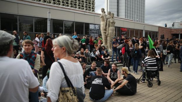 People gather for a demonstration to protest against racism and right-wing extremism in Chemnitz, 27 August
