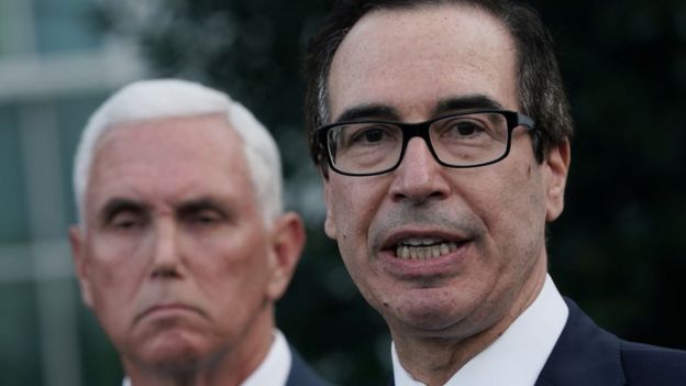 Mike Pence y Steven Mnuchin