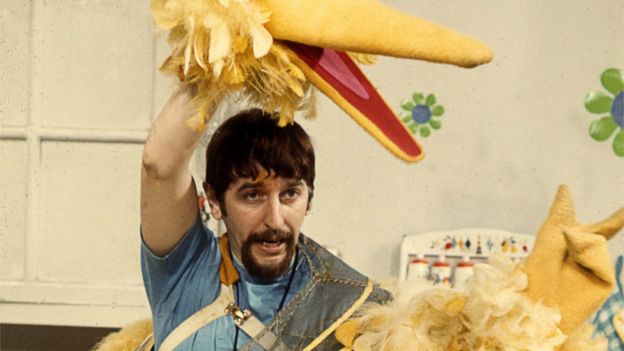 [Obrazek: _103905584_caroll-spinney-big-bird-early...8x1142.jpg]