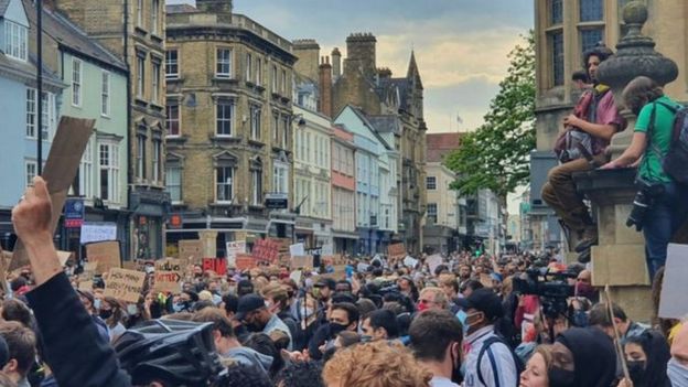 протест в Оксфорді