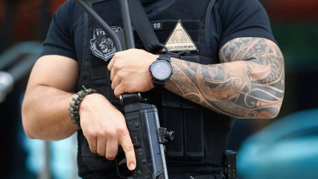 Policía.