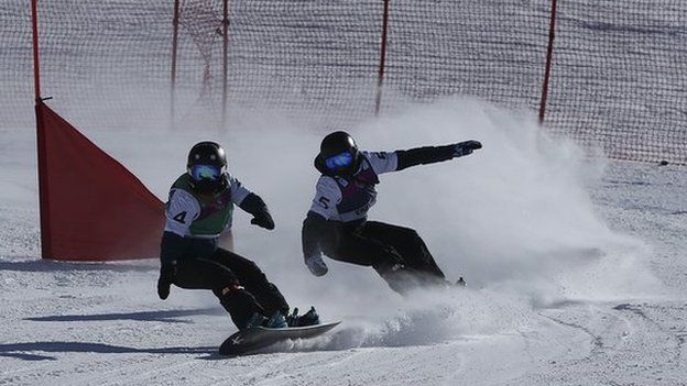 Ellie Soutter pictured in action in the snowboard cross at the European Youth Olympics Winter Festival in 2017