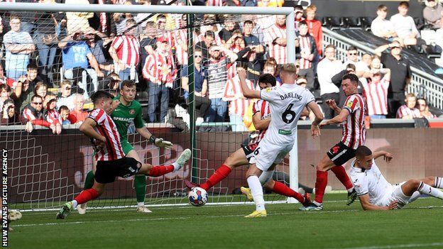 Harry Darling scores Swansea's second goal