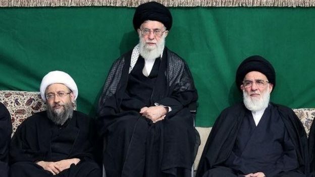 آیت الله خامنه ای، صادق لاریجانی و محمود هاشمی شاهرودی