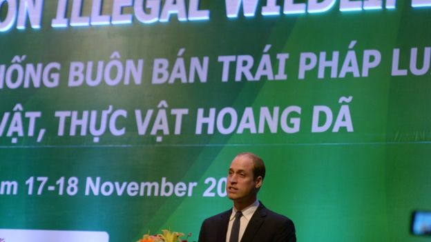Hoàng tử Anh William đọc diễn văn ở hội nghị Chống buôn bán động vật hoang dã Bất hợp pháp ở Hà Nội tháng 11/2016