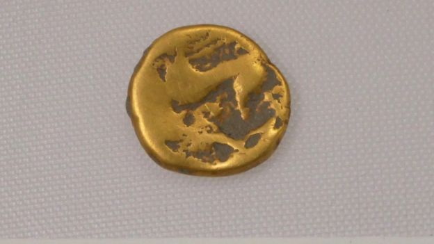 Moneda de oro de la Edad de Hierro.