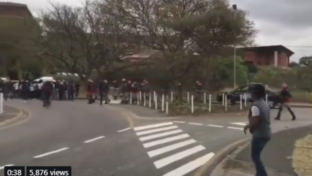 வைஃபை இணைப்புக்காக போராட்டம்