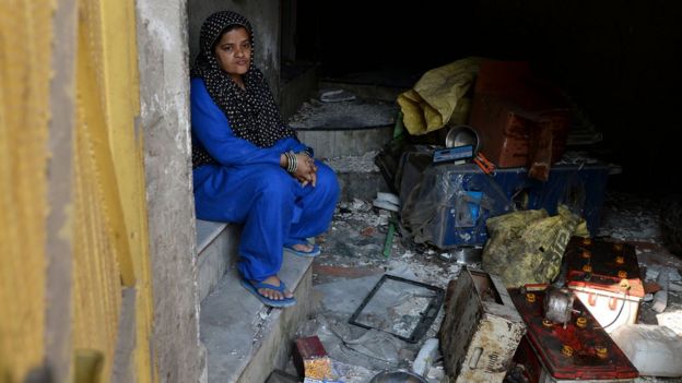 দিল্লির দাঙ্গায় সর্বস্ব হারানো এক মুসলিম নারী