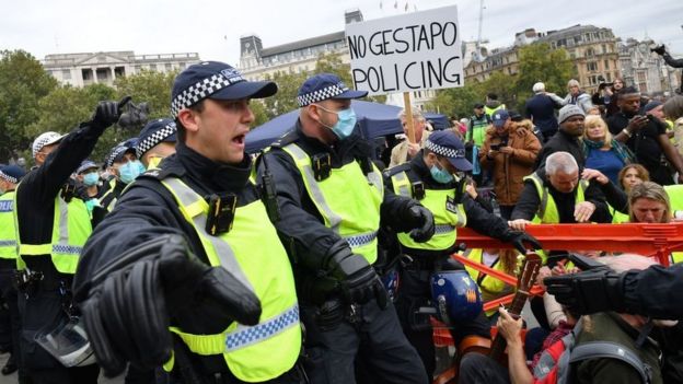 Covid: Clashes as police shut down protest over new rules