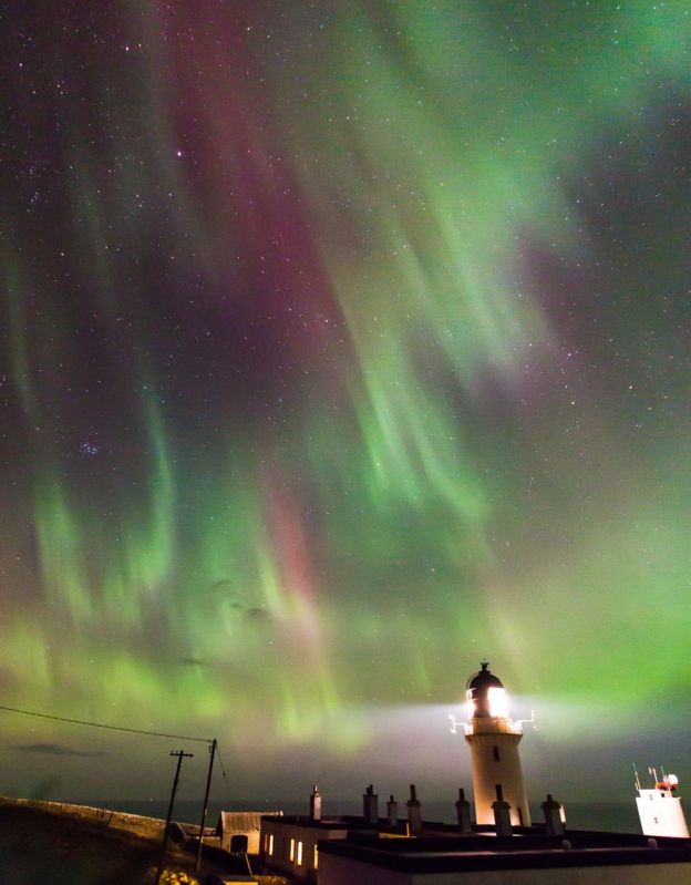 The Aurora Hunters Who Chase The Northern Lights - BBC News