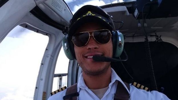 Oscar Pérez in a helicopter