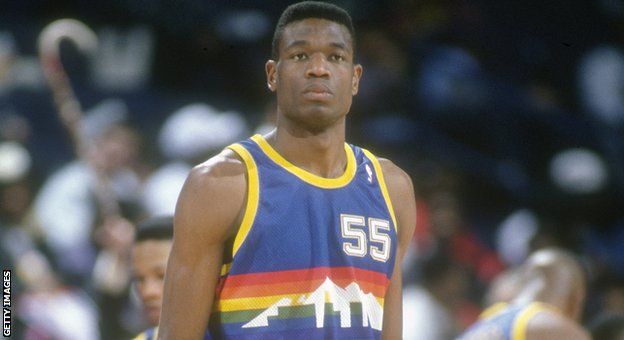 Dikembe Mutombo in action for the Denver Nuggets