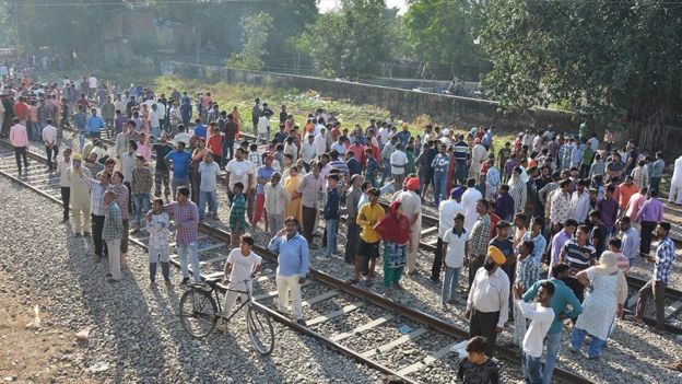 அமிர்தசரஸ் விபத்து: இது வரை நடந்தது என்ன?