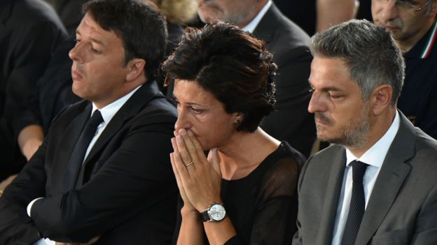 Matteo Renzi, junto a su esposa Agnese.