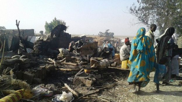 Ruinas en el campo de refugiados.