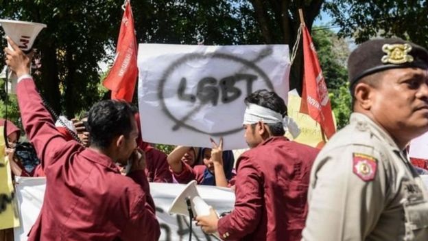 LGBT