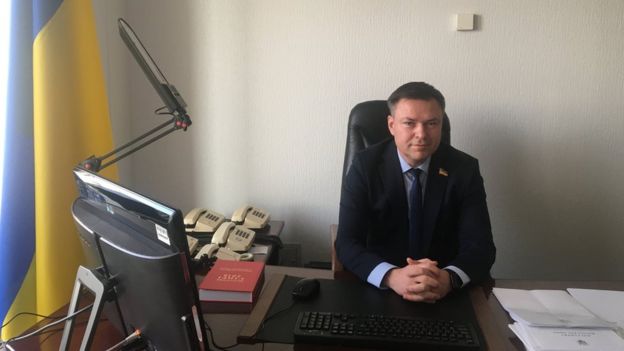 Потрапивши до парламенту, Завітневич одразу очолив один з найголовніших комітетів