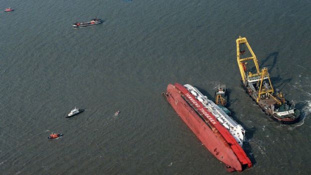 Zeebrugge Ferry Disaster: Chaplain Recalls 'traumatising' Tragedy 30 ...