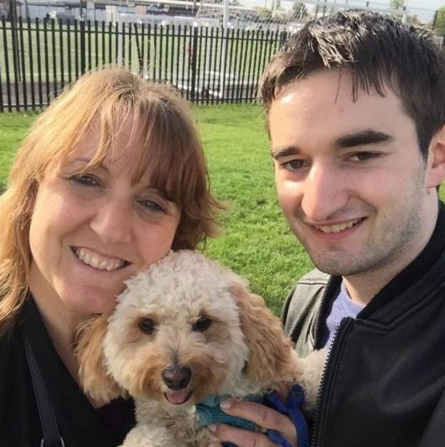 Gillian, Tommy e o cachorro de Gillian