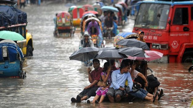 Dhaka, Bangladehs, saat banjir
