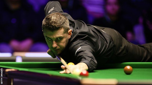 Mark Selby came from 2-1 down to beat Xu Si 4-2