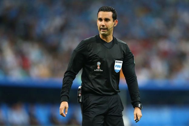 César Ramos.