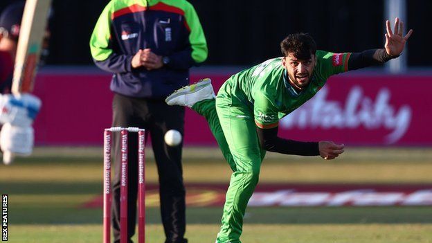 Naveen-ul-Haq bowled two waist-high full tosses in Friday night's one-run win over Northants