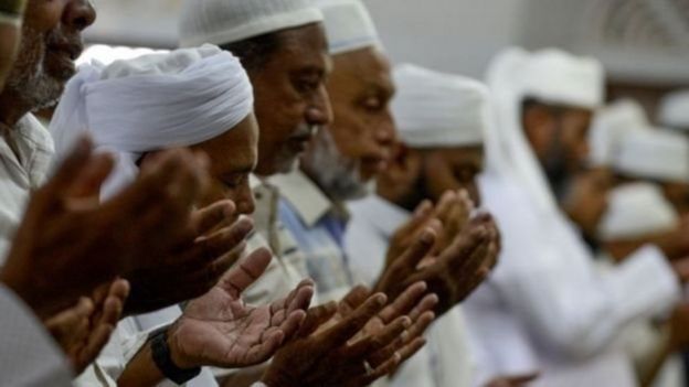 இலங்கையில் சட்டத்திருத்தம் மூலம் சிறுபான்மையினரின் பிரதிநிதித்துவத்தை குறைக்க முயற்சியா?