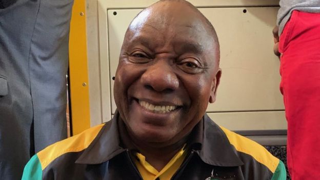 sites de rencontres à Gauteng Afrique du Sud Quel est l’âge normal pour une fille de commencer à dater