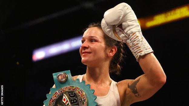 Terri Harper: WBC champion calls for changes to weight checks for female  boxers - BBC Sport