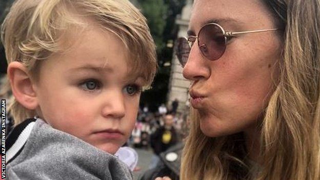 Victoria Azarenka kisses her son Leo