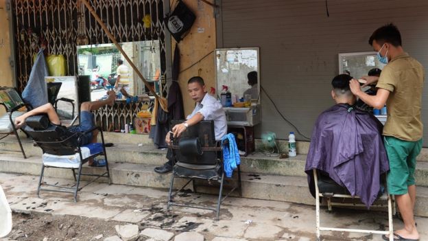 Vietnam street barber