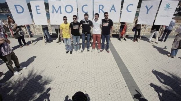 பெரும் சுயாட்சிக்காக மனித சங்கிலி