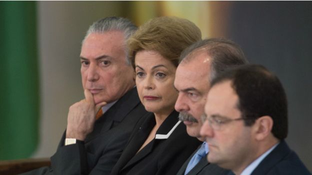 Michel Temer ao lado de Dilma e ministros do seu governo