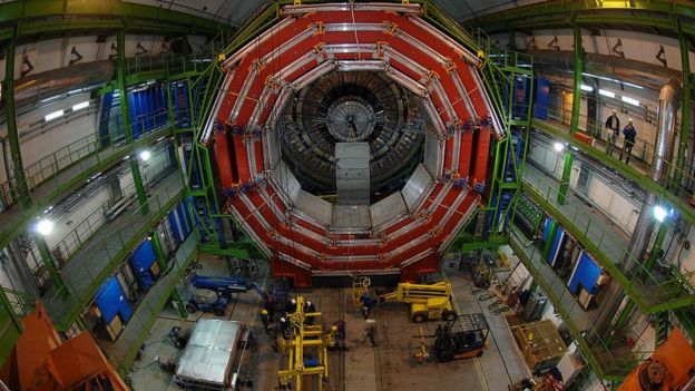 Gran Colisionador de Hadrones (LHC).