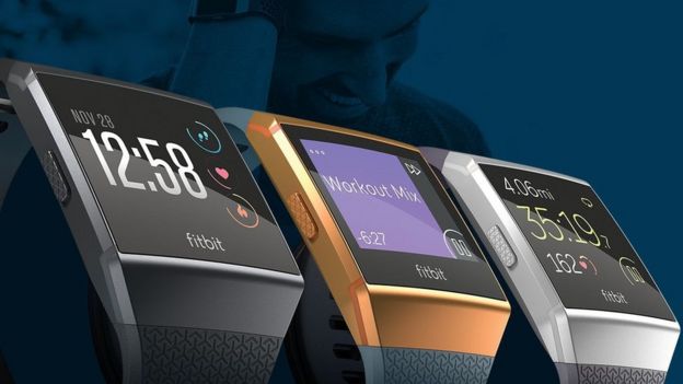 Fitbit Ionic smartwatch introduces blood oxygen sensor - BBC News
