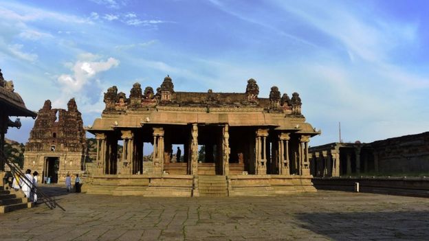 `ஹம்பி`- நிஜ பாகுபலி நகரம்: வீழ்ந்த ஒரு பேரரசின் கதை