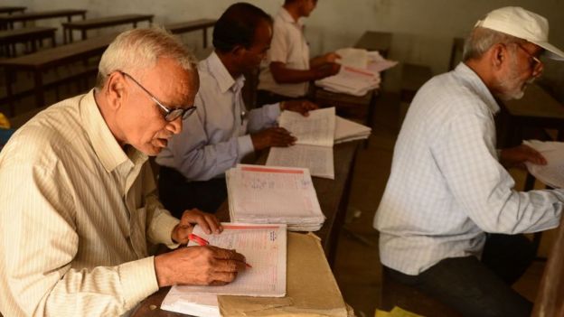 59 வயதிலும் படிப்பை தொடரும் எம்.எல்.ஏ