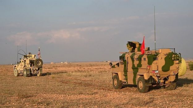 ABD ve Türkiye askerleri, Suriye'de ortak devriye yaparken