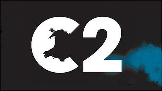 Oes 'na le i ehangu oriau darlledu C2 BBC Radio Cymru er mwyn apelio at ragor o bobl ifanc?