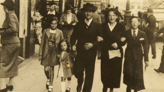 Henri Kichka com sua família