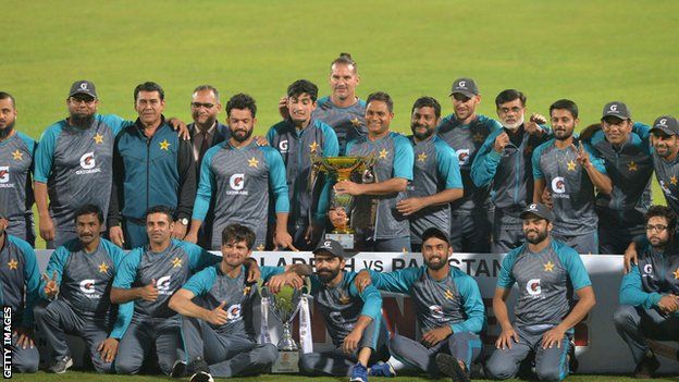 Pakistan with the Test series trophy