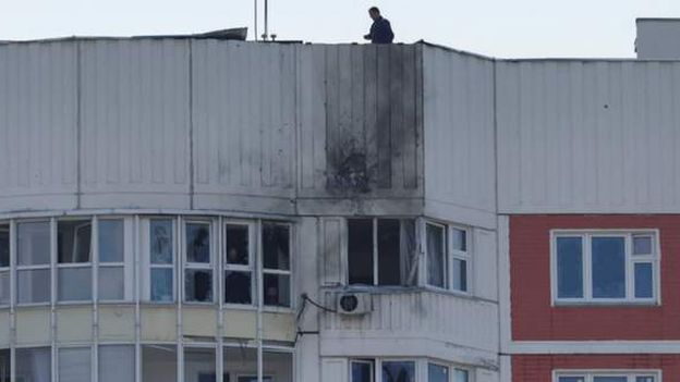 Поврежденное здание в Москве