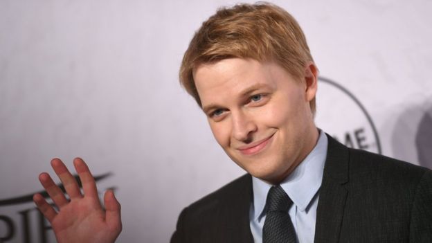 El periodista Ronan Farrow, hijo de Woody Allen y Mia Farrow