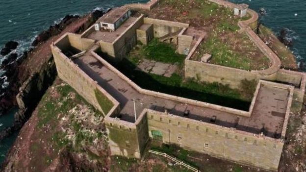 Fort among year's most clicked properties - BBC News