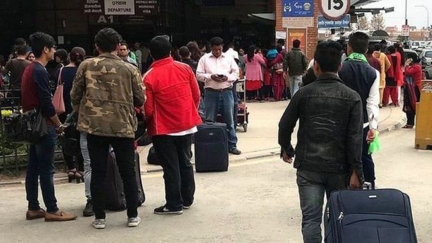 मलेशिया जाँदै युवाहरू